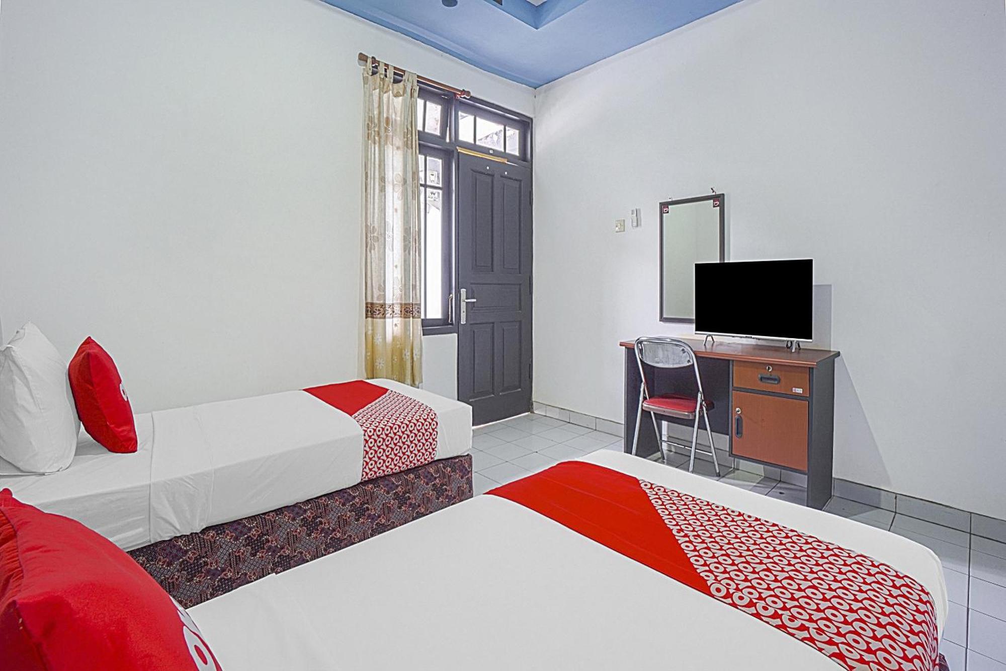 Oyo Life 90589 Palem Garden Hotel تولونغاغونغْ المظهر الخارجي الصورة
