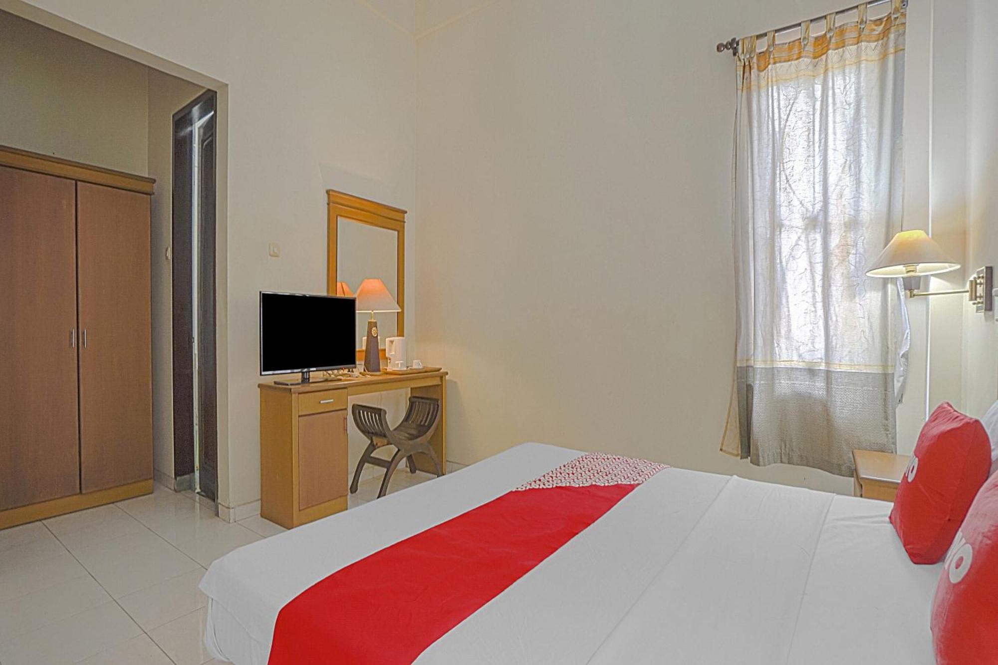 Oyo Life 90589 Palem Garden Hotel تولونغاغونغْ المظهر الخارجي الصورة
