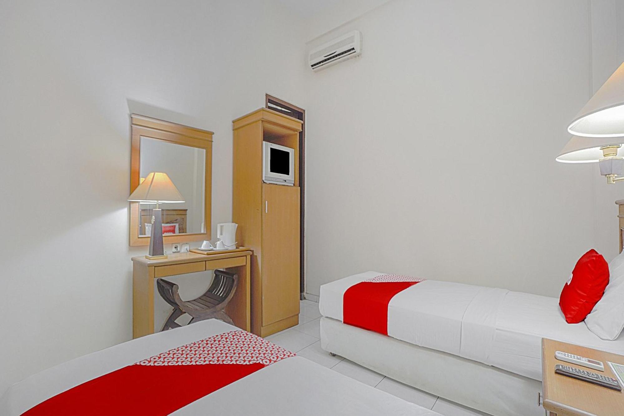Oyo Life 90589 Palem Garden Hotel تولونغاغونغْ المظهر الخارجي الصورة