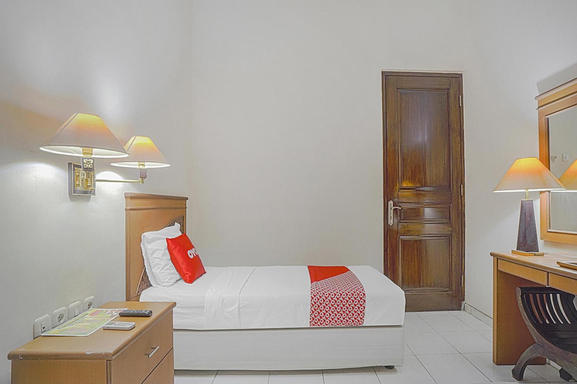 Oyo Life 90589 Palem Garden Hotel تولونغاغونغْ المظهر الخارجي الصورة