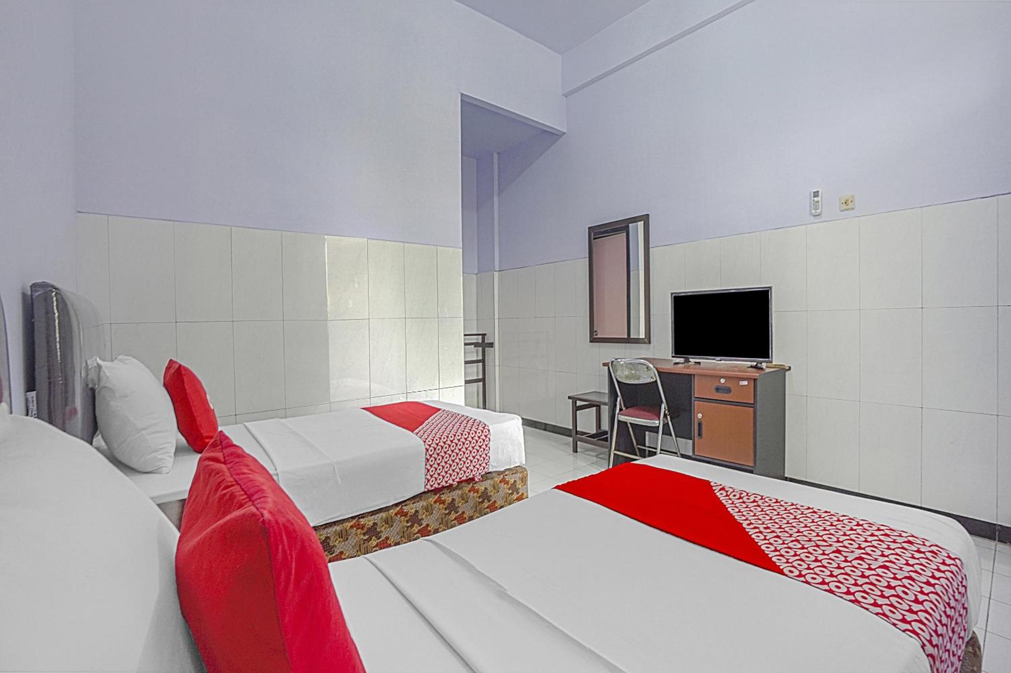 Oyo Life 90589 Palem Garden Hotel تولونغاغونغْ المظهر الخارجي الصورة