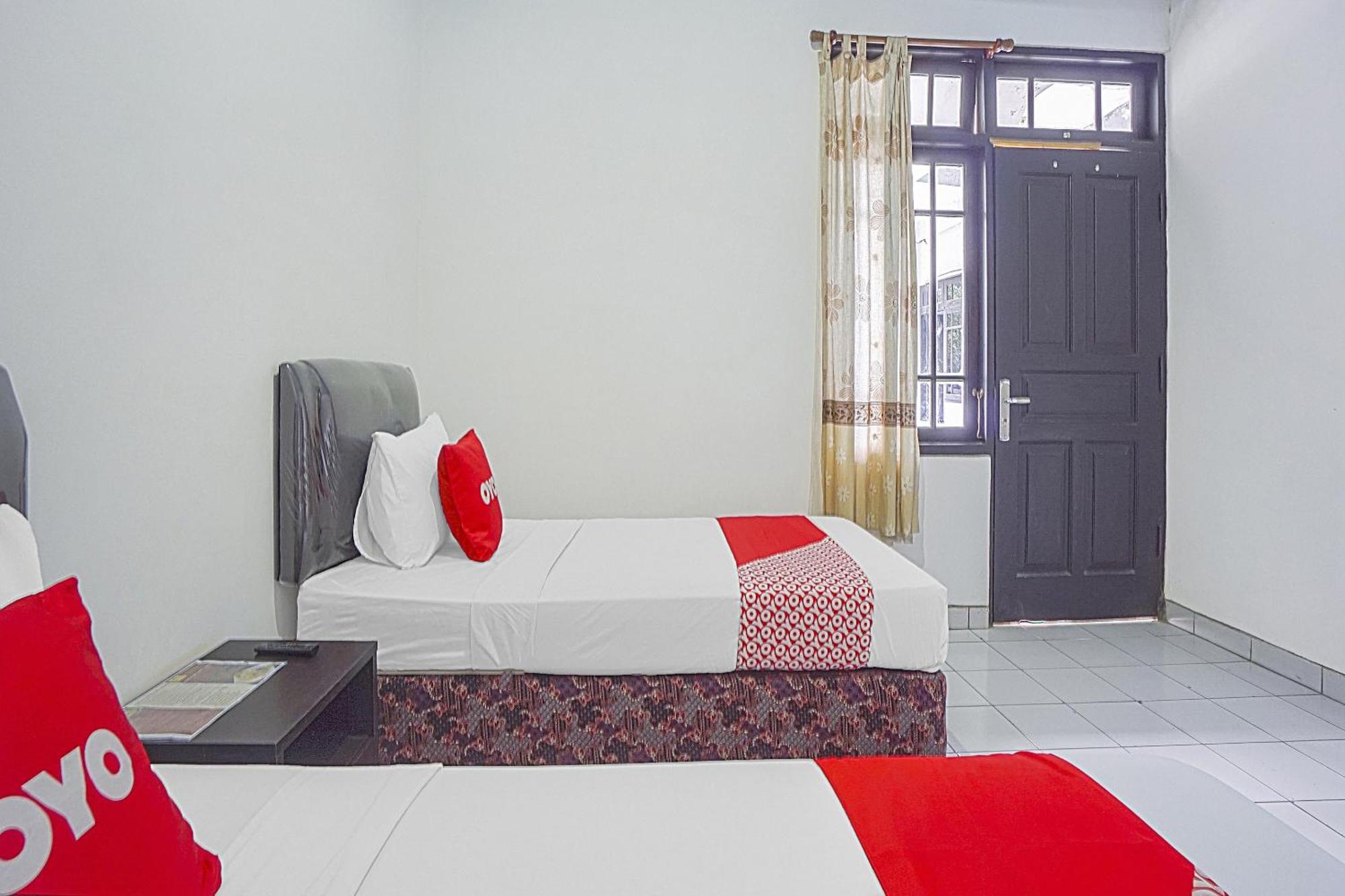 Oyo Life 90589 Palem Garden Hotel تولونغاغونغْ المظهر الخارجي الصورة