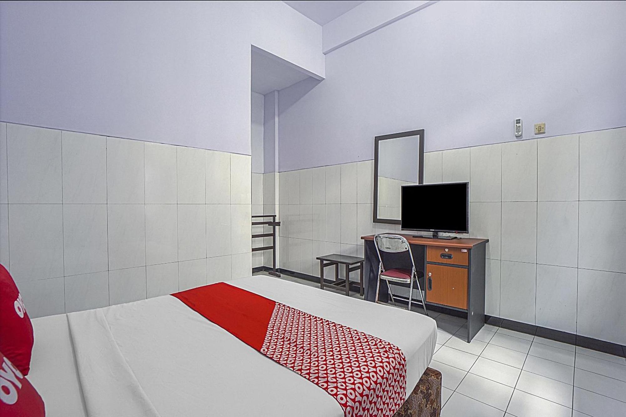 Oyo Life 90589 Palem Garden Hotel تولونغاغونغْ المظهر الخارجي الصورة